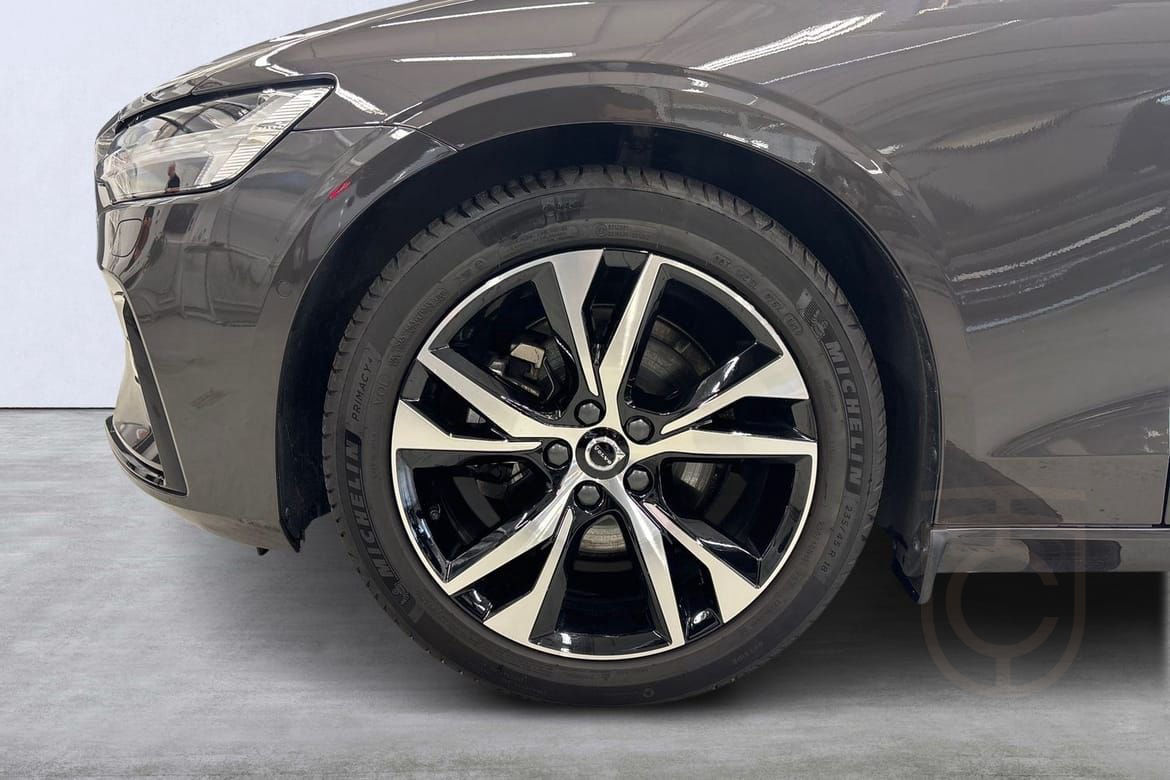 Volvo V60 B4 Bensin Plus Dark