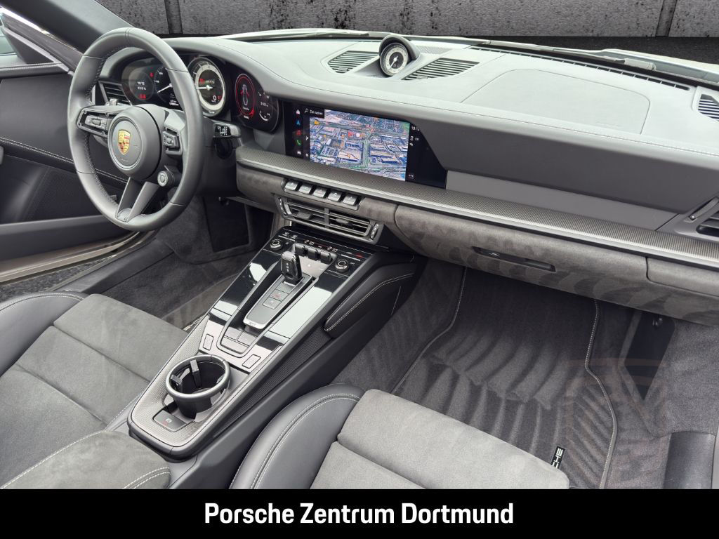 Porsche 992 911 Targa 4 GTS BOSE Sportabgasanlage LED