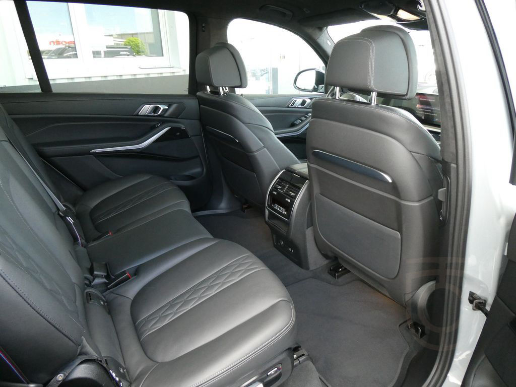 BMW X7 xDrive 40 i M Sport Panorama Head-Up