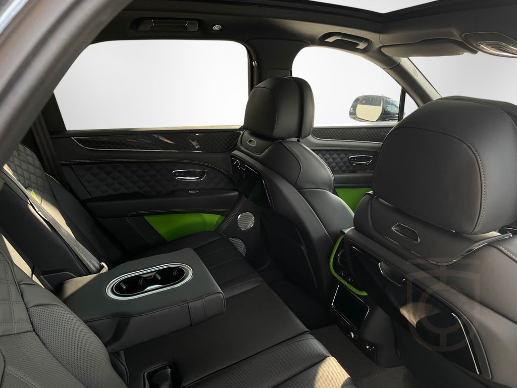 Bentley Bentayga V8 Black Edition - DemoCar