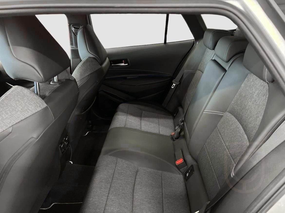 Toyota Corolla 1,8 Hybrid TS Style