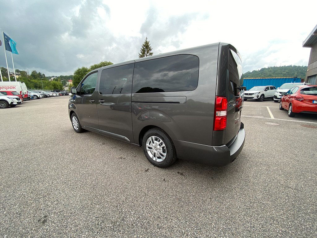 Peugeot Traveller Electric 75kWh | 9-sits