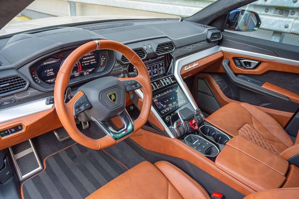 Lamborghini Urus 4.0 V8 S | Style Pack | Massage| B&O|SOFORT