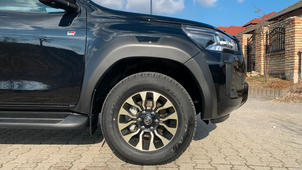 Toyota Hilux2.8 D-4D 4X4 DOUBLE GR SPORT, NET. EXPORT