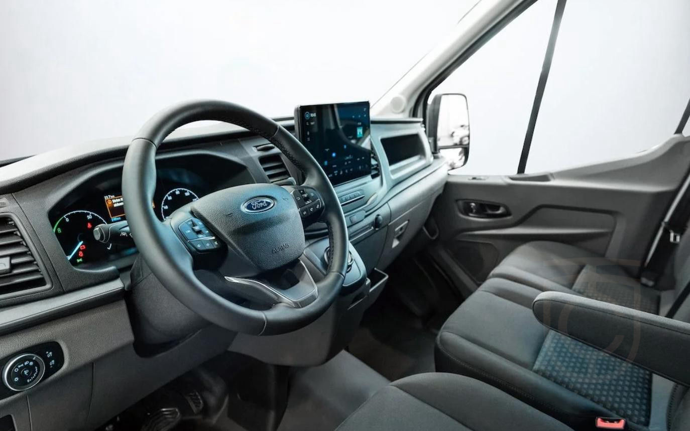 Ford E-Transit 350