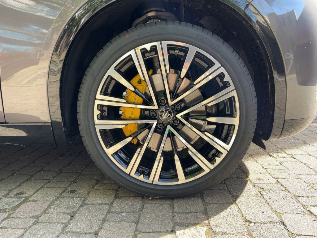 Maserati Grecale MODENA MY25 FUORIESERIE 5Jahre Garantie