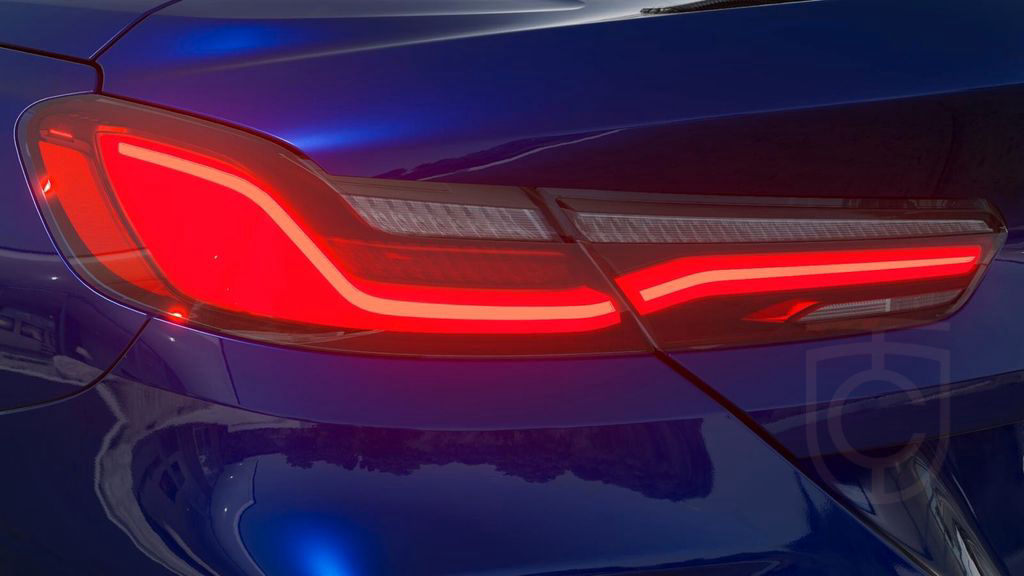 BMW M8 Competition Cabrio - CARBON PACK - AIR COLLAR