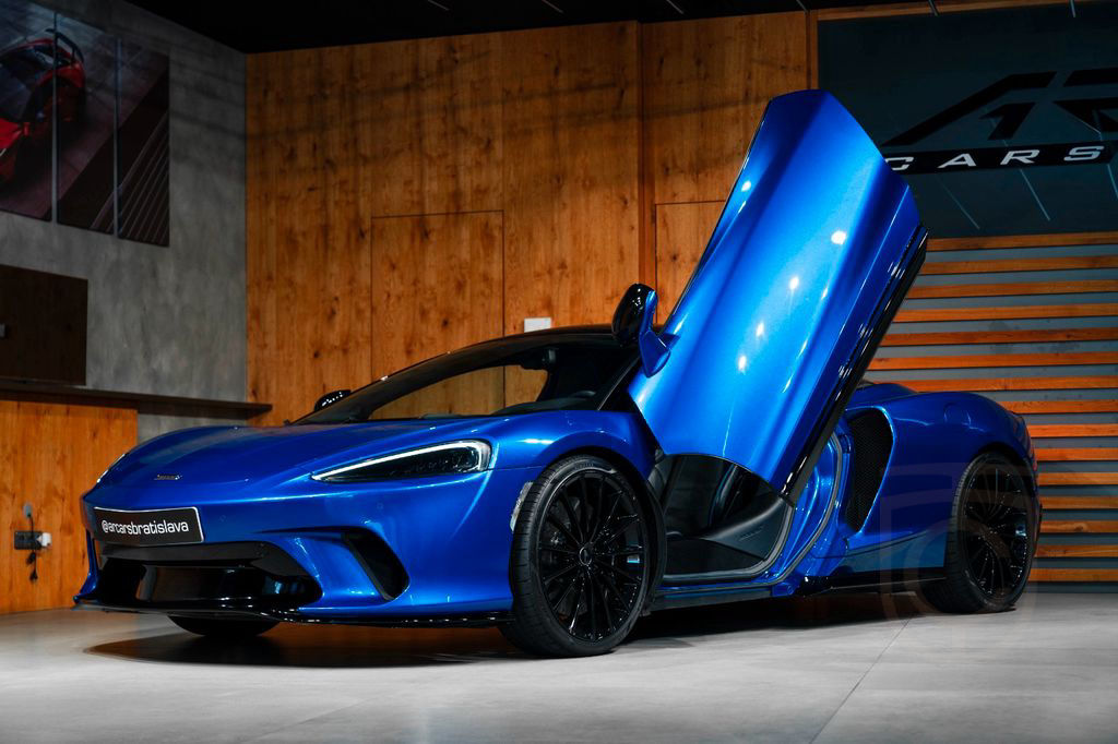 McLaren GT | WARRANTY | B&W | CARBON | LIFT | SERVICE 25