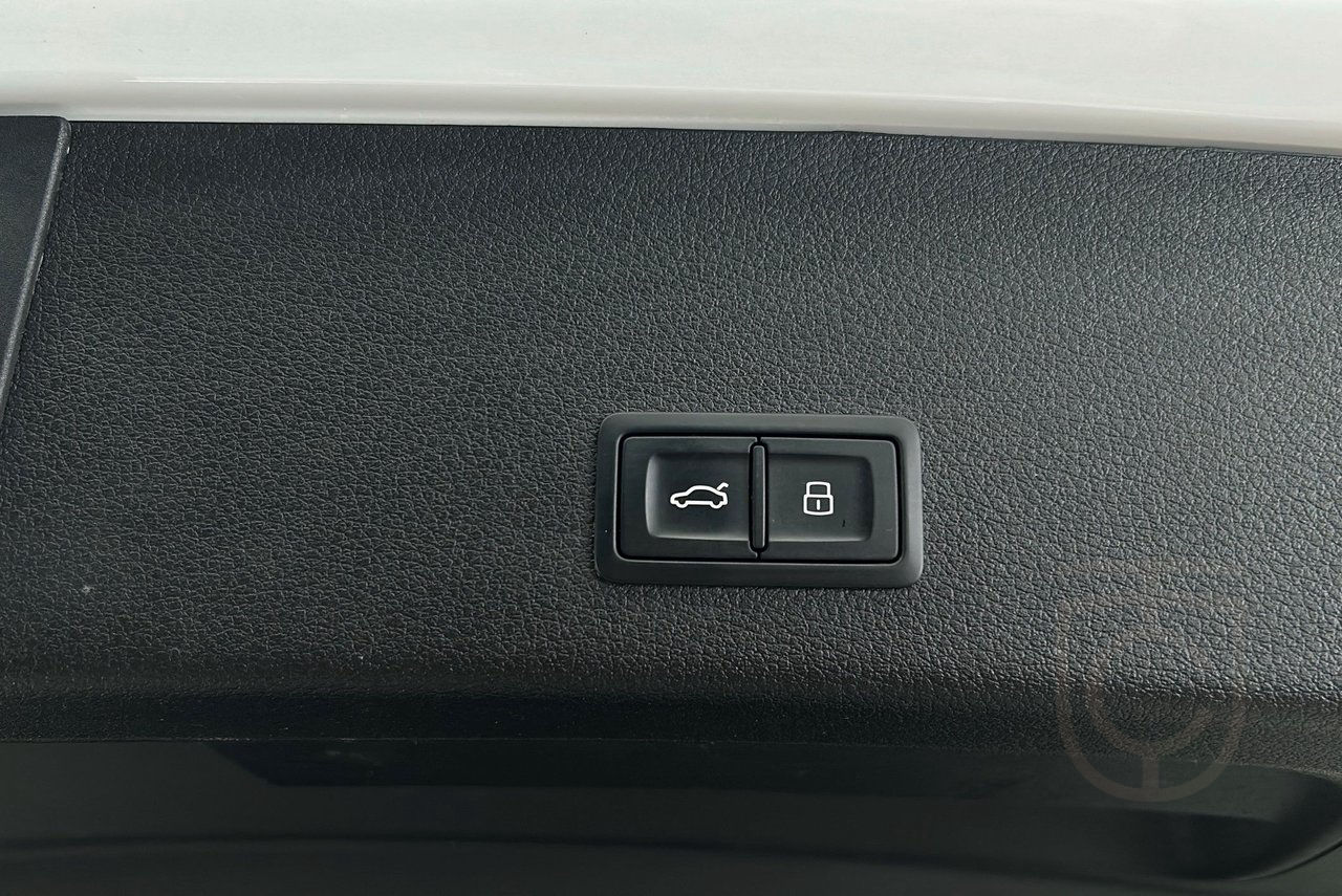 Audi E-Tron 55 quattro S-Line Advanced Svart Optik