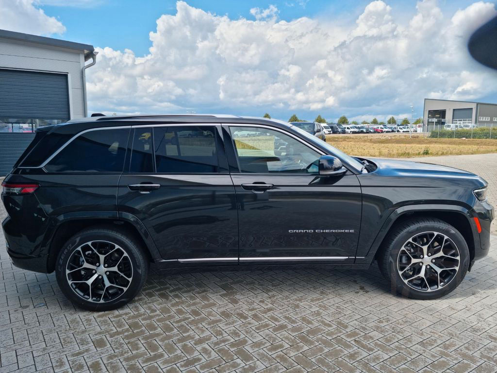 Jeep Grand Cherokee 4xe Summit Reserve dt. Modell