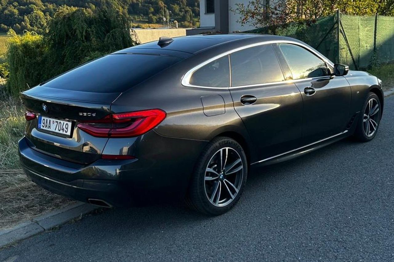 BMW 630xd GT*HUD*topení*H/K*tažné*360°