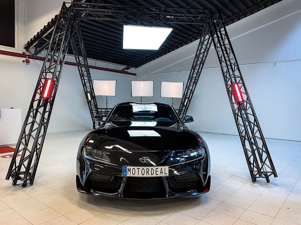 Toyota Supra Aut 340hk GR. premium paket spoiler i kolfiber