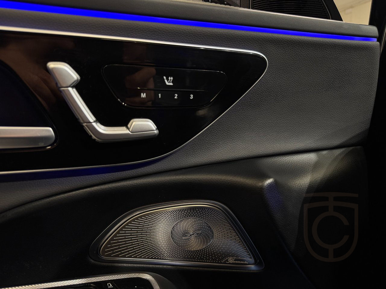 Mercedes-Benz E 300 de 4MATIC All-Terrain Driver assist