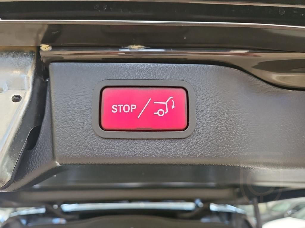 Mercedes-Benz V 300 AVG extralang 8 Sitze STHZ ele.ST AMGFront