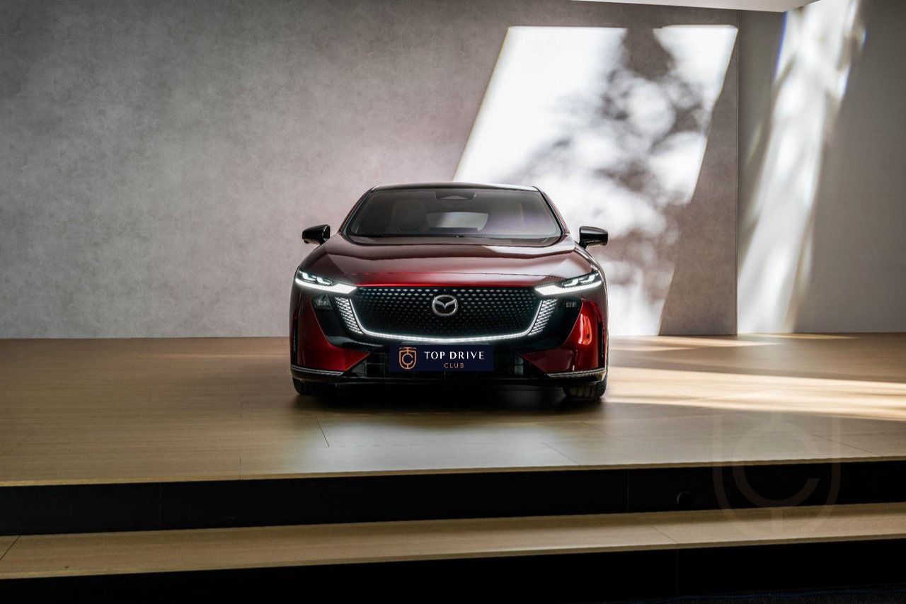 Mazda 6e Takumi*Sony*Bussines Edition