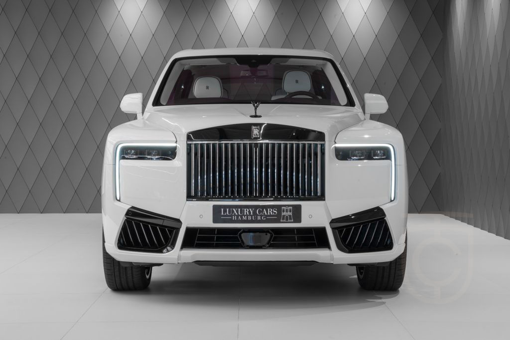 Rolls-Royce Cullinan BLACK BADGE 2025 WHITE/WHITE STARLIGHT