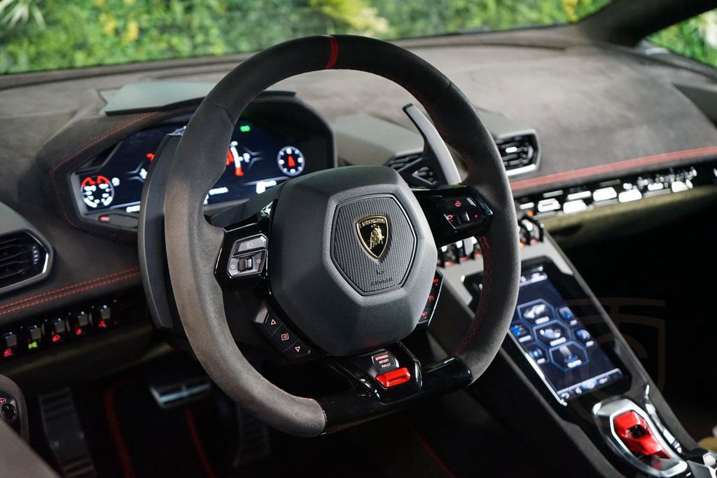 Lamborghini Huracán STERRATO*5.2l V10*63 LOGO*258.182€ NETT