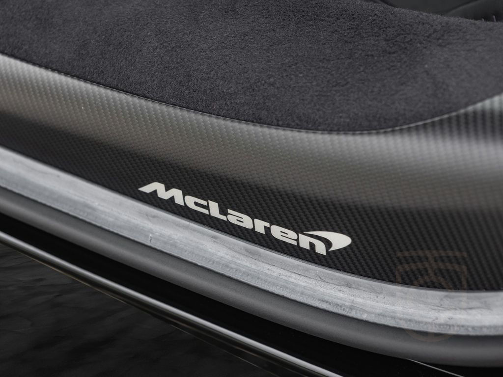 McLaren Artura | Cosmos | Carbon Sill Finishers