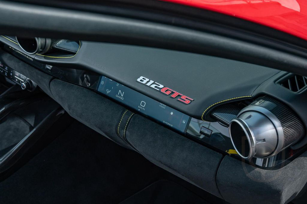 Ferrari 812 GTS | Atelier | Full Carbon | Rosso Fuoco