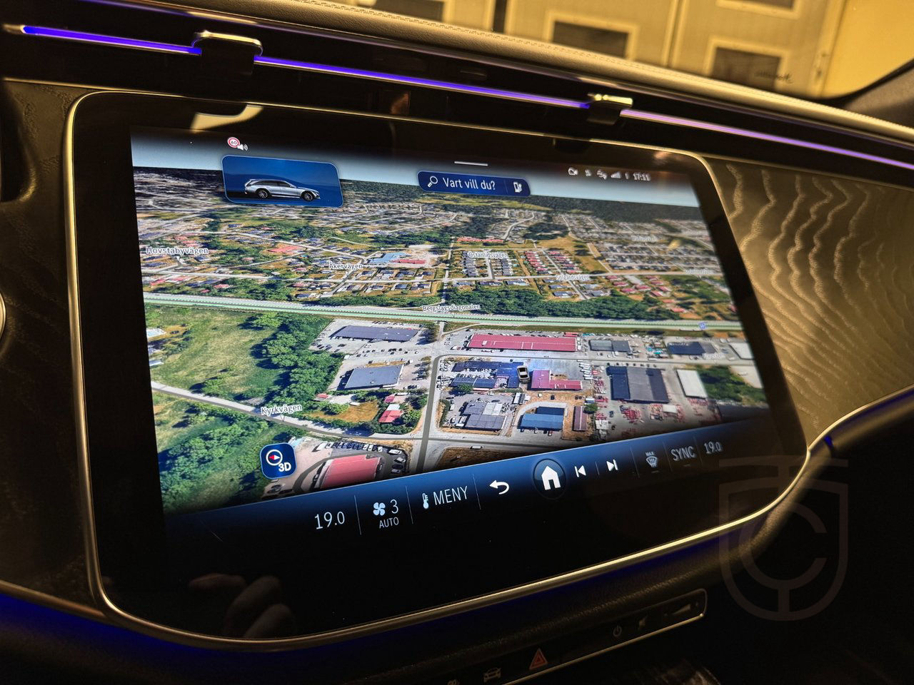 Mercedes-Benz E 300 de 4MATIC All-Terrain Driver assist