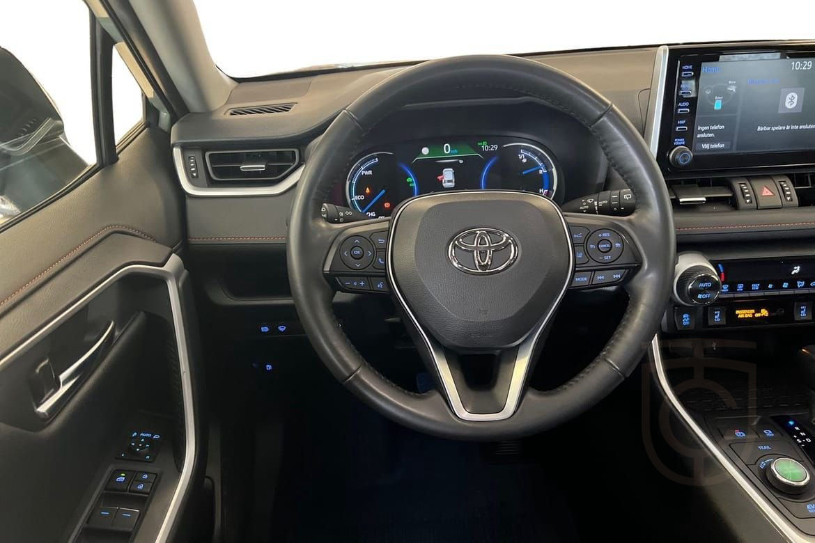 Toyota RAV4 Hybrid AWD-i ADVENTURE 2,5 BI-TONE