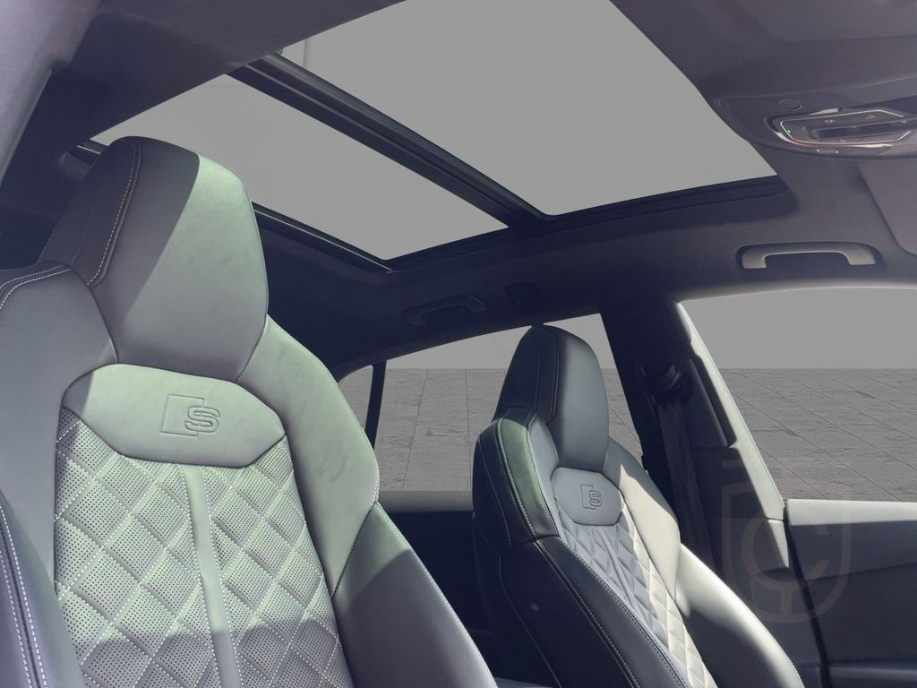 Audi Q8 TDI quattro competition plus S Line Luft Pano
