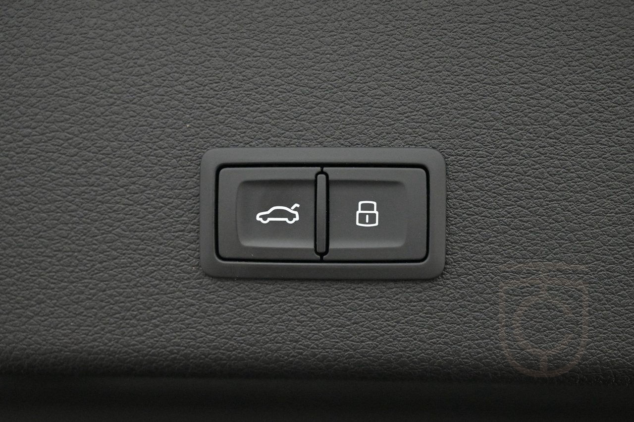 Audi E-Tron Sportback 55 quattro S-line Pano 360