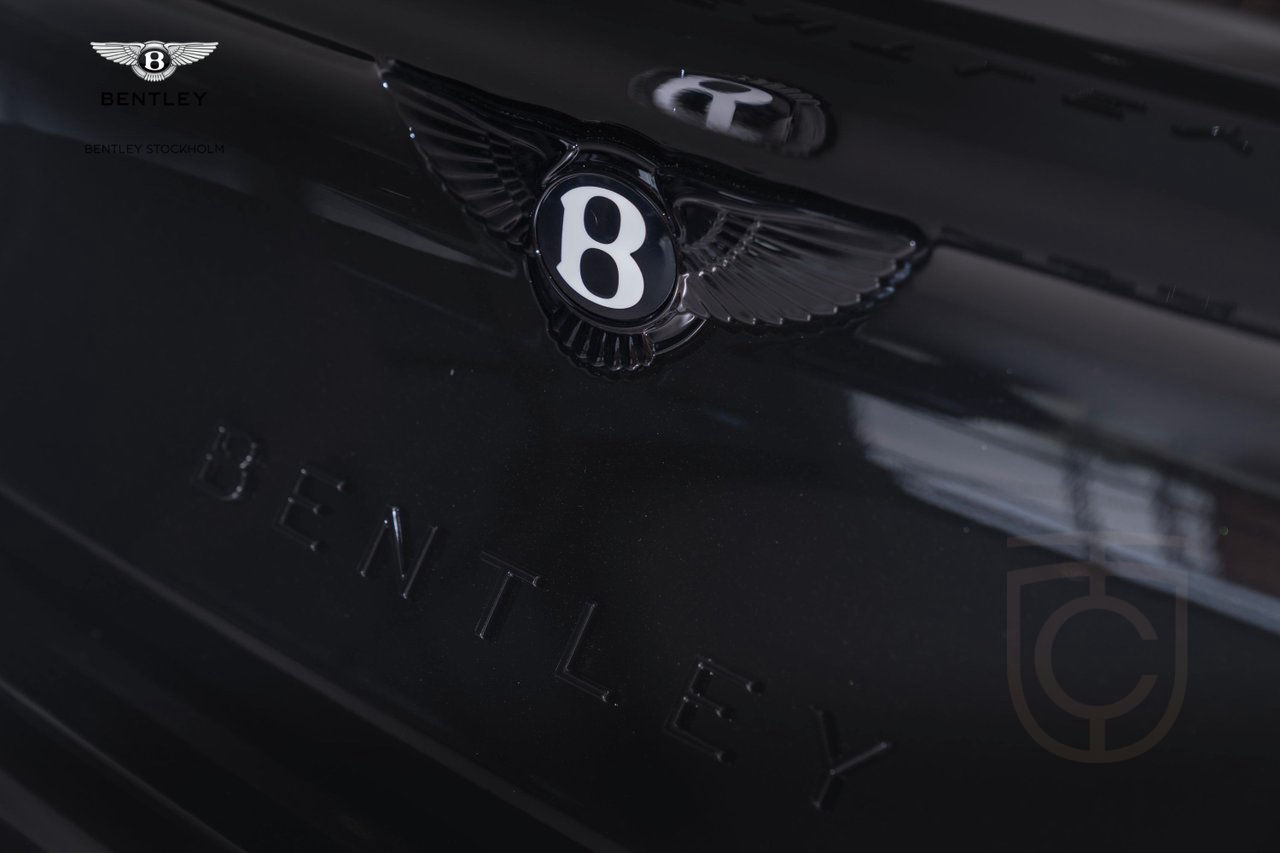 Bentley Continental GT Black Edition
