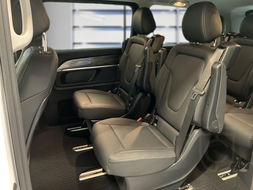 Mercedes-Benz EQV 300 L SpurW KlimaA Navi Distronic 360 PDC