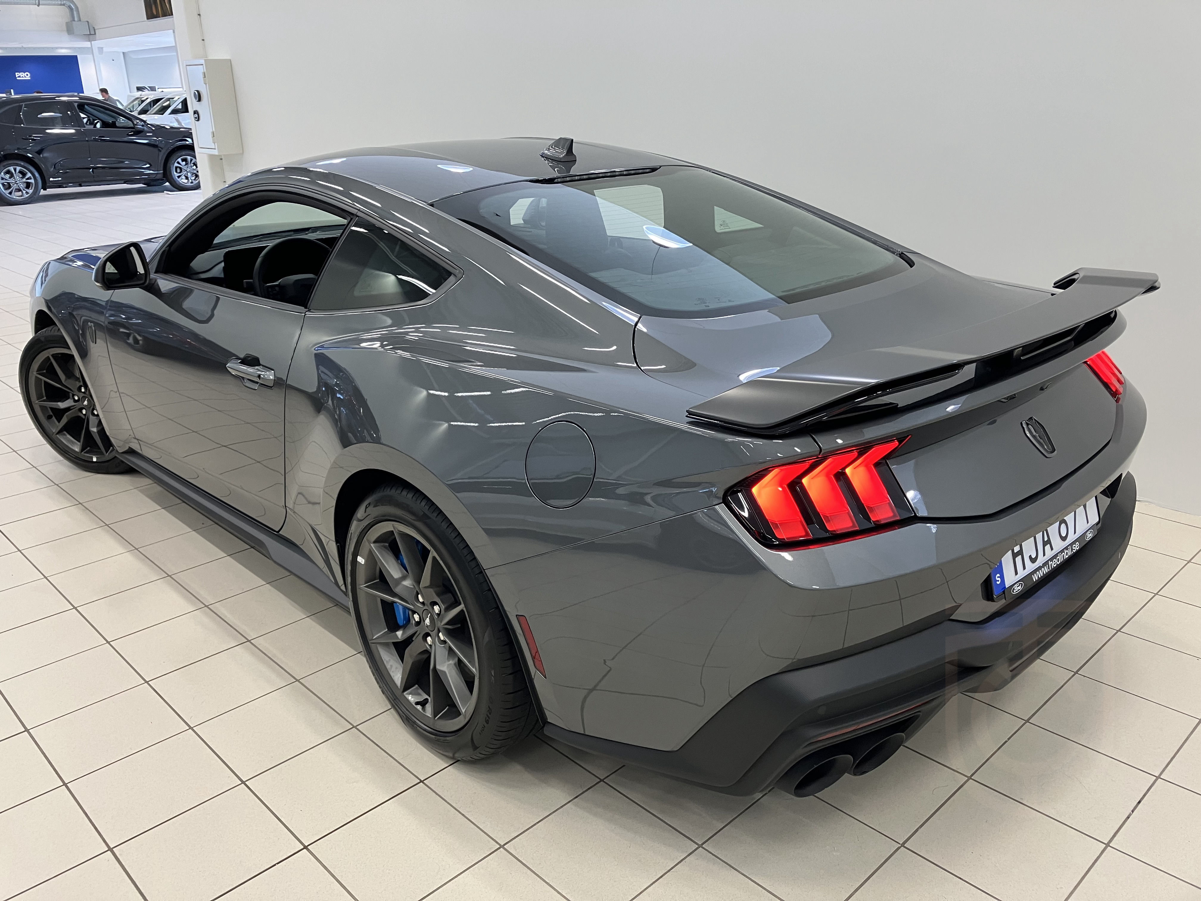 Ford Mustang Dark Horse