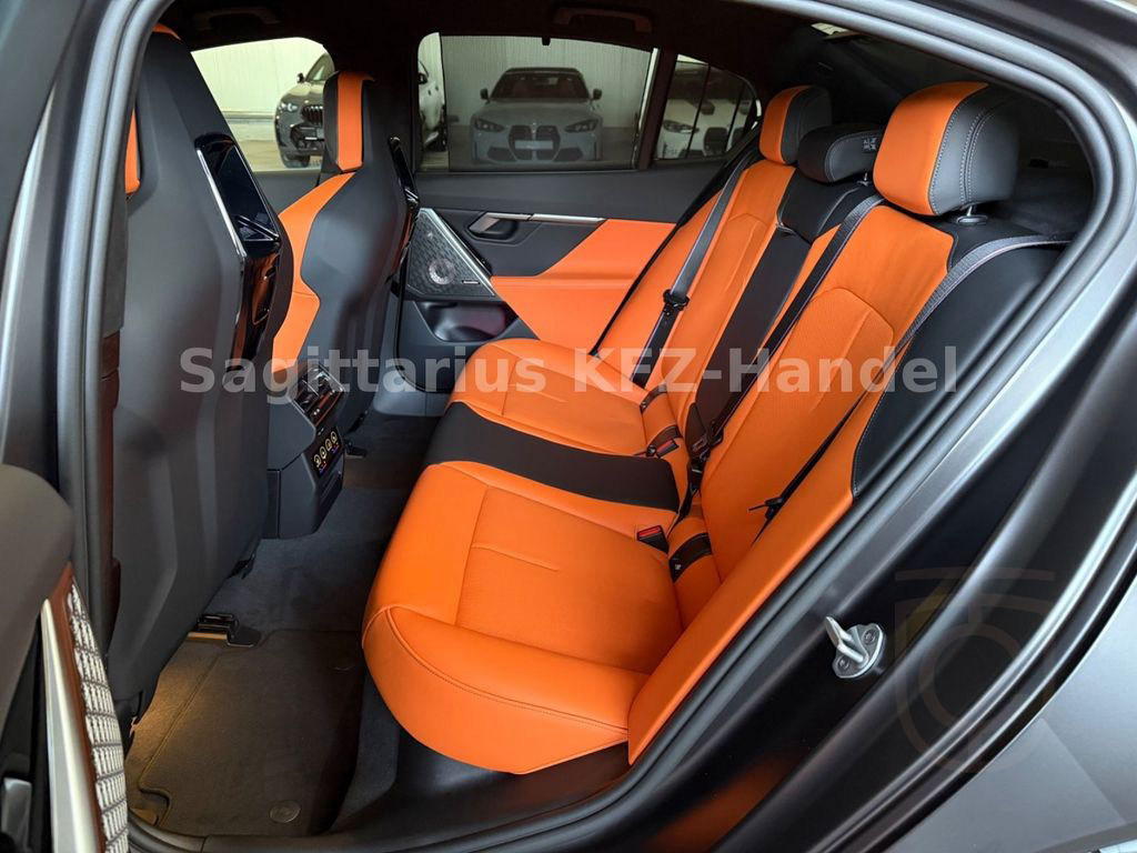BMW M5 Lim/Ultimate/Frozen/Keramik/Merino Orange/AHK