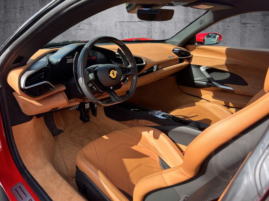 Ferrari 296 GTB Frontlift Parksensoren Rückfahrkamera