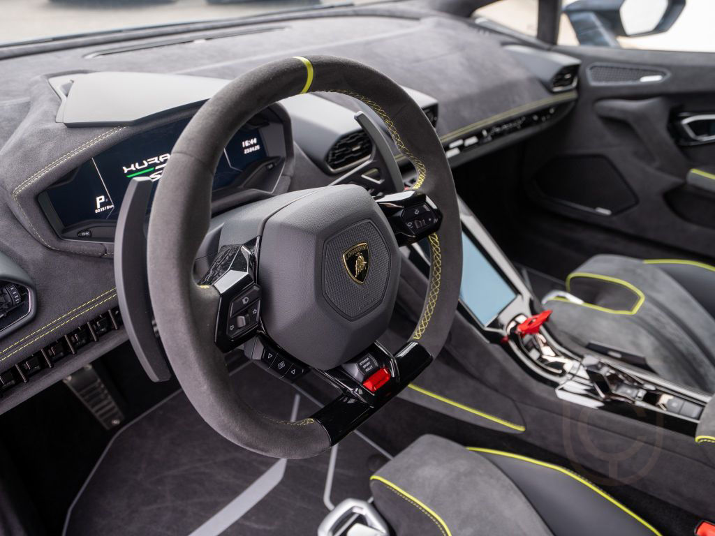 Lamborghini Huracán Sterrato GRIGIO TELESTO SPORT-SEAT SENSO