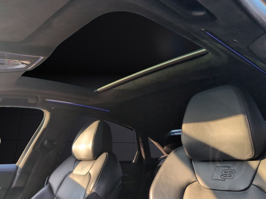Audi S8 UPE:192*OLED*Pano*Softc*B&O*HUD*StHz*Keramik*