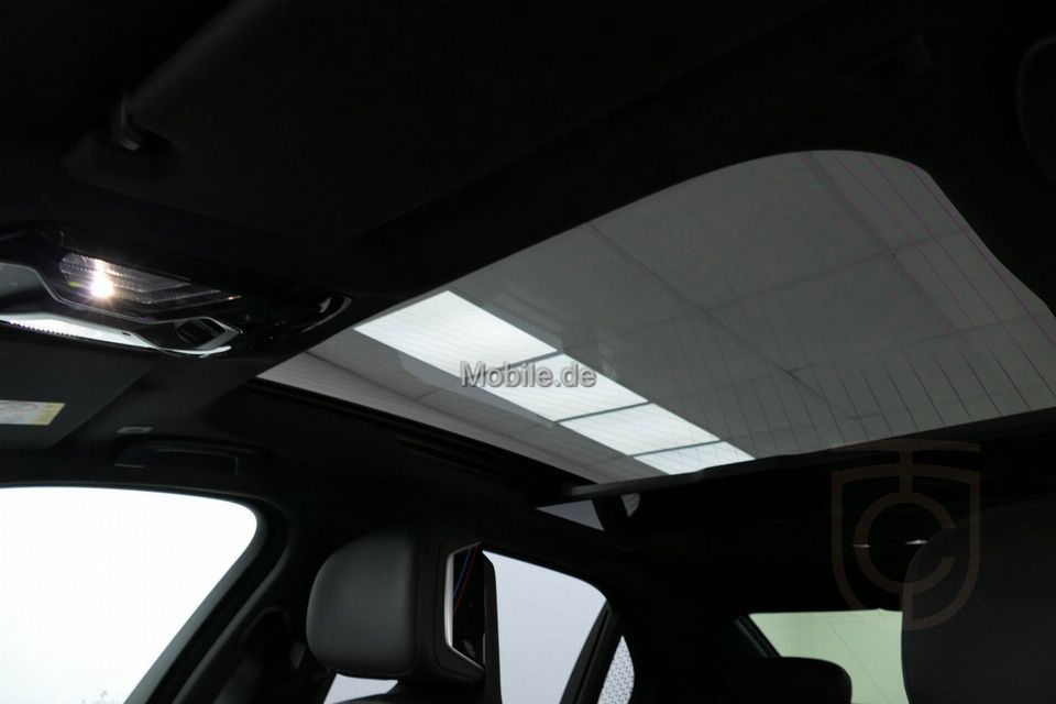 BMW 740d xDrive M Sport 21" Pano Sky Fond TV Sthzg.