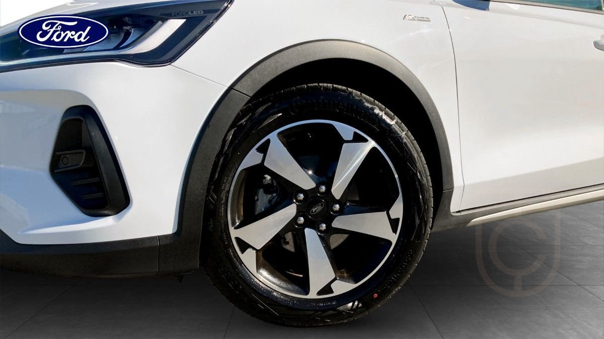 Ford Focus Active 1.0 EcoBoost Hybrid