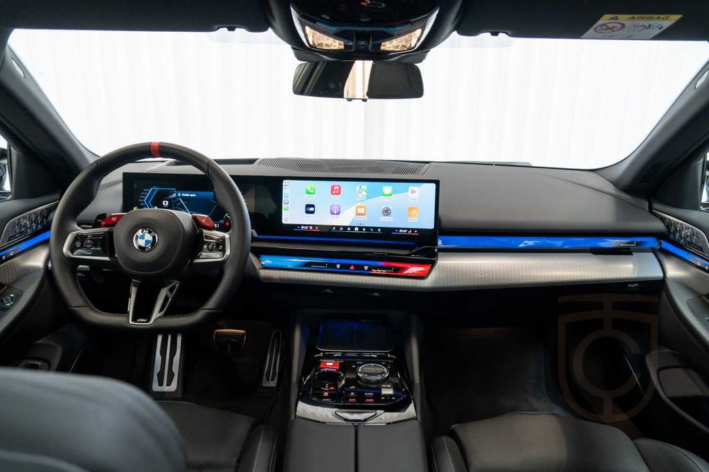 BMW M5 Bowers & Wilkins Panoramadak Head-Up Keyless
