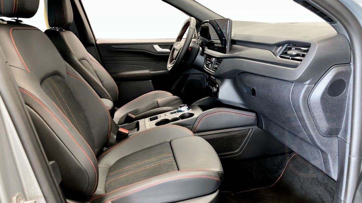 Ford Kuga ST-Line X Plug-In Hybrid