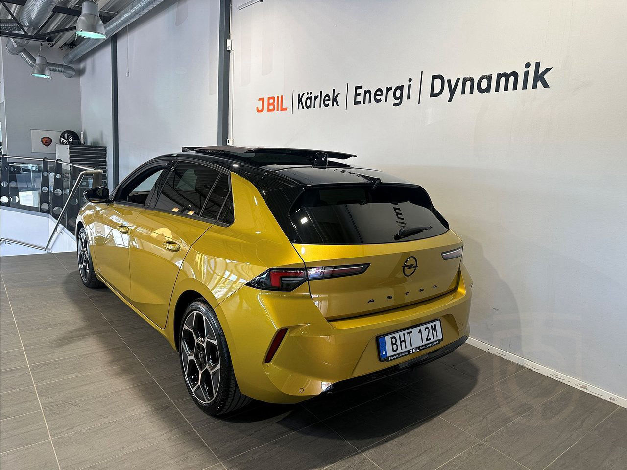 Opel Astra Ultimate 1.2 PT