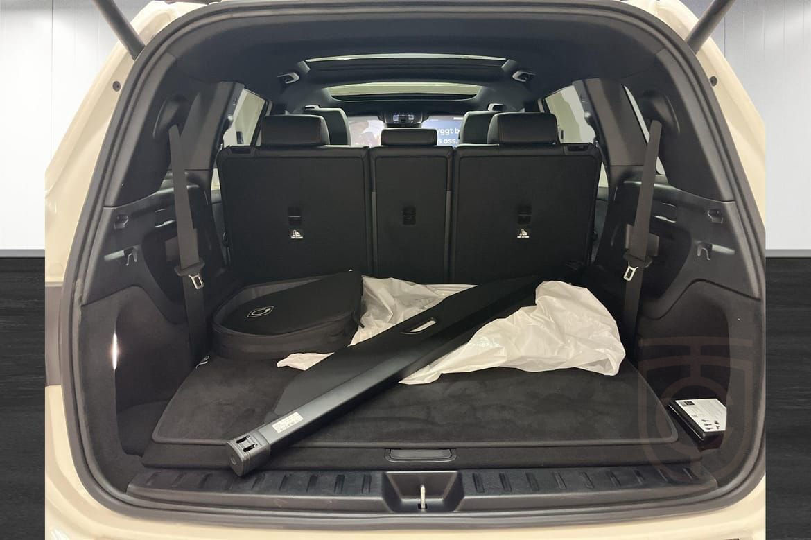 Mercedes-Benz EQB 300 4MATIC AMG-paket