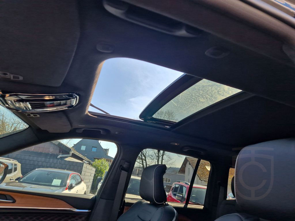 Jeep Grand Cherokee Summit Reserve PHEV 4xe