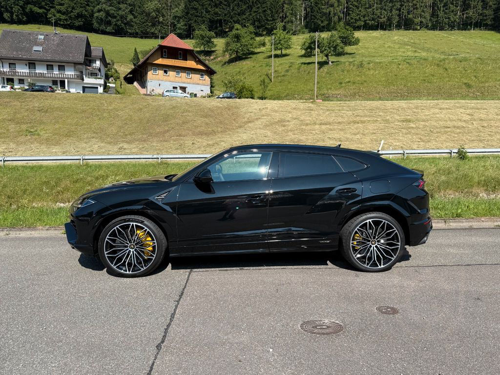 Lamborghini Urus 4.0 V8 PHEV SE