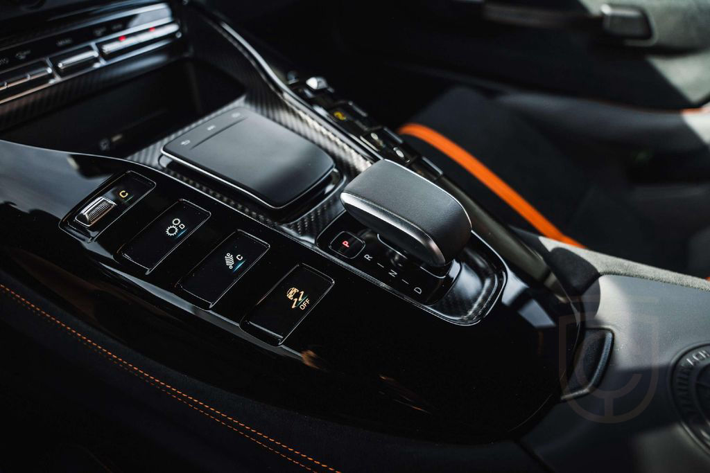 Mercedes-Benz AMG GT Black Series / Magma Beam / NEW