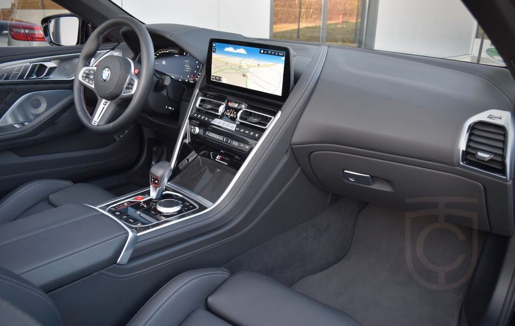 BMW M8 CABRIO COMPETITION AMBIENTE 360KAMERA B&W 19%