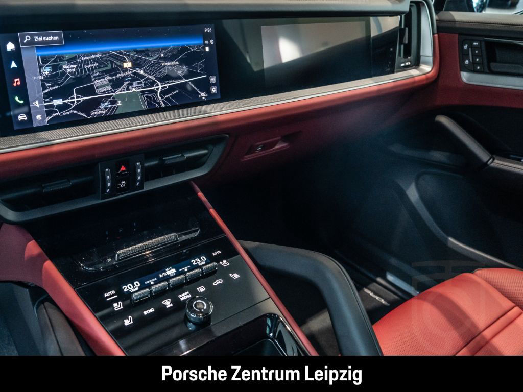 Porsche Cayenne S HD-Matrix InnoDrive PDCC InnoDrive HUD