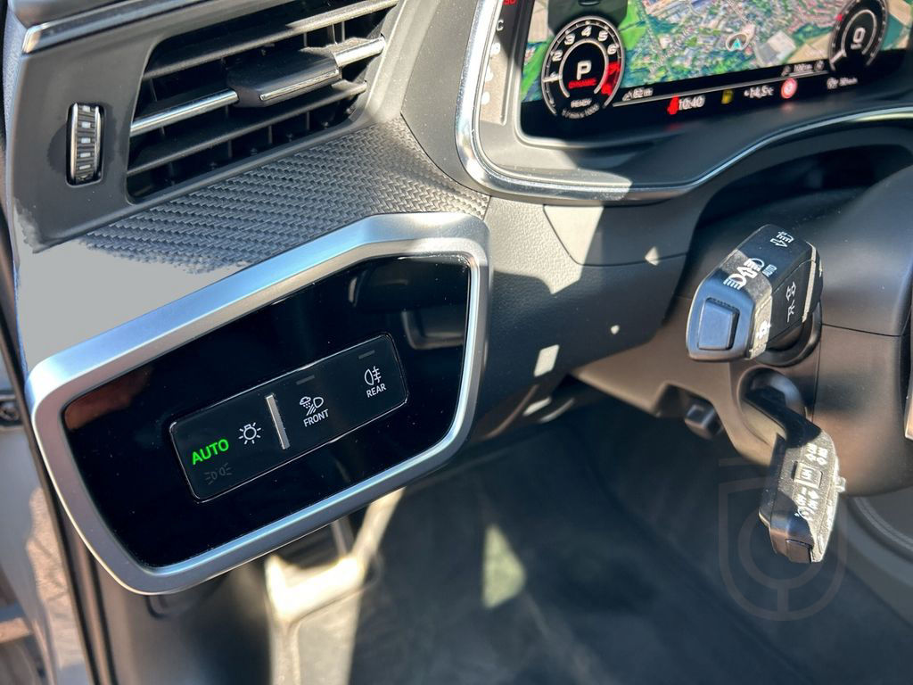 Audi RS6 LASER+LED+HUD+PANO+STHZ+DYNAMIKPAKET+KERAMIK