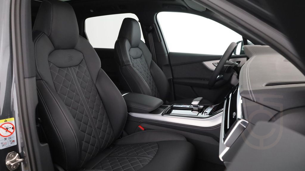 Audi SQ7 TFSI quattro
