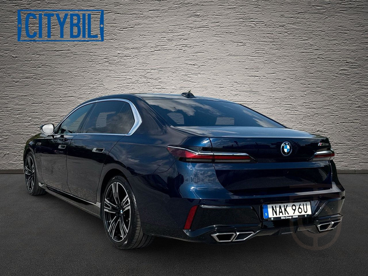 BMW M760 e L xDrive - Exclusive - Individual - Connosieur