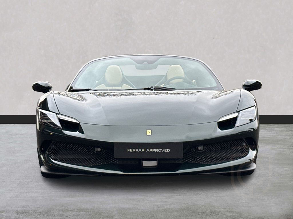 Ferrari 296 GTS 40.000€ an Optionals