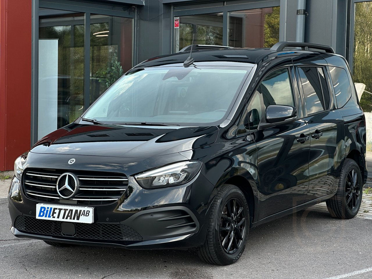 Mercedes-Benz T 180 DCT